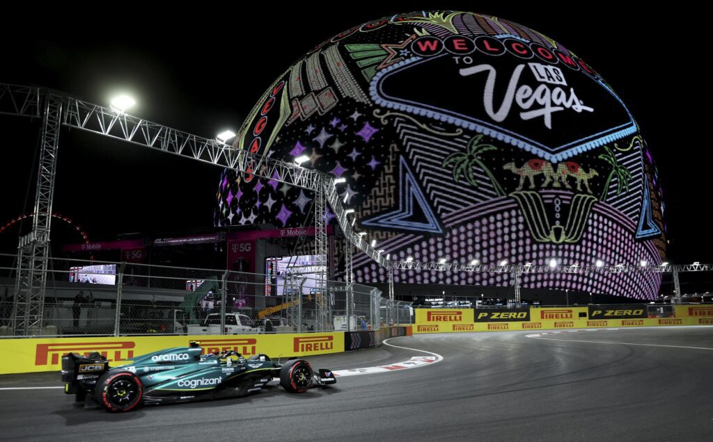 Vegas Grandstand Package